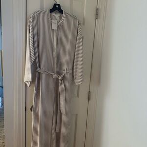 Dress club monaco size small